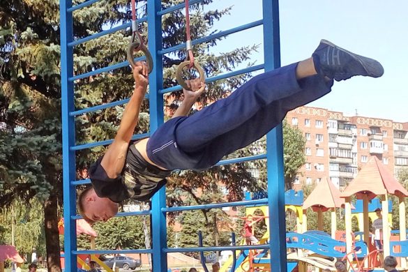 У Покровську пройшов Чемпіонат міста зі стріт-воркауту