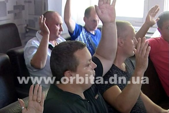 Сессия в Родинском: депутаты управились за полчаса
