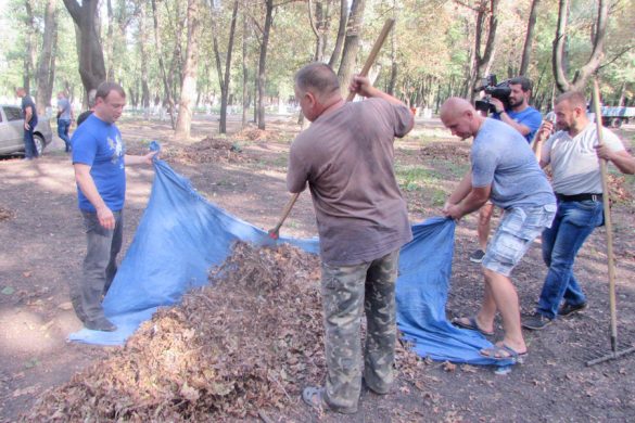 После праздников – на уборку города