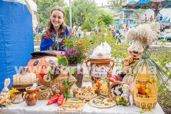 «Мирноградская осень»: ярко, весело и вкусно