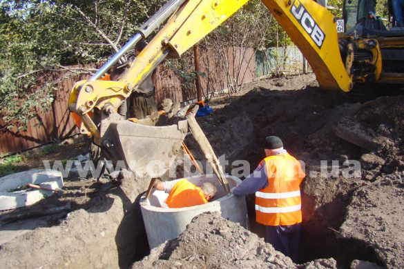 «Покровскводоканал» начал замену аварийных участков водоводов по улице Шмидта