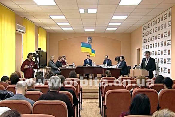 Сессия в Мирнограде: бюджет, соблюдение законности и «Учитель года»