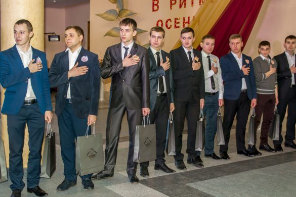 День студента для молодежи ШУ «Покровское» прошел в ритме осени