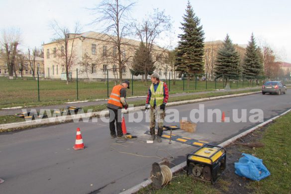 Смертельно опасный перекресток в Покровске основательно обезопасили