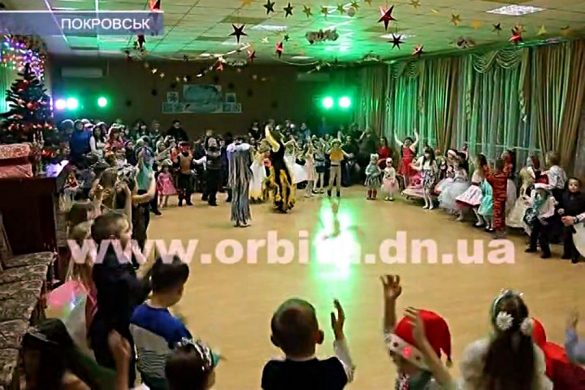 В ДК ШУ «Покровское» начались новогодние утренники для малышей региона