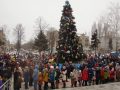 В Покровске торжественно зажгли огни на городской елке