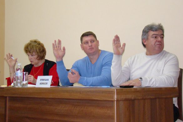 Безотлагательное и срочное. Зачем депутаты собрались на внеочередное заседание?