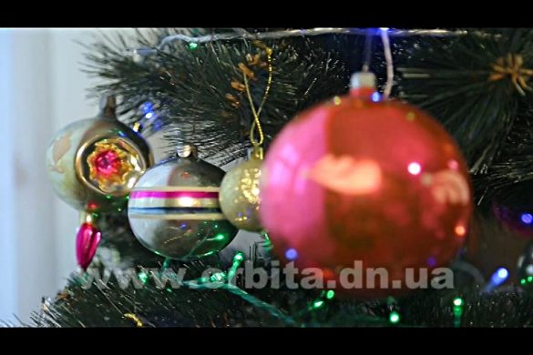 Елочные игрушки из прошлого: и память, и история