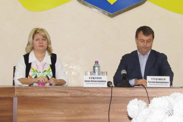 Внеочередная сессия в Покровске не обошлась без скандала