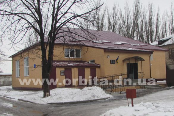 В Покровске торжественно открыли отремонтированную ДЮСШ