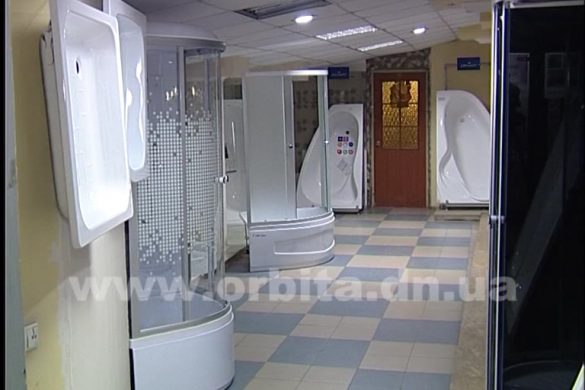 Узнаем все плюсы и минусы душевых кабин и ванн