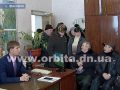 В Ивановке прошли первые слушания по объединению с Мирноградом
