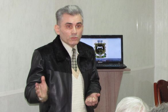 Общественный совет рассмотрел еще два варианта герба Покровска