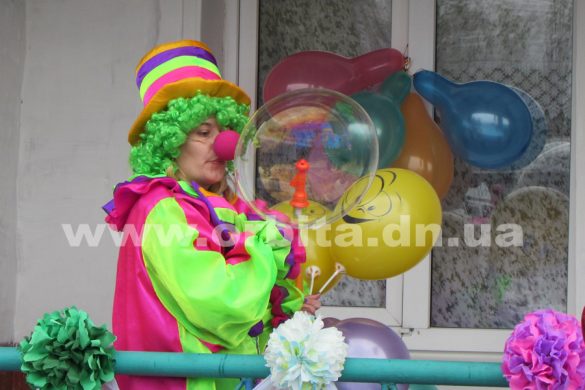 В Покровске торжественно открыли отремонтированный детсад «Ивушка»