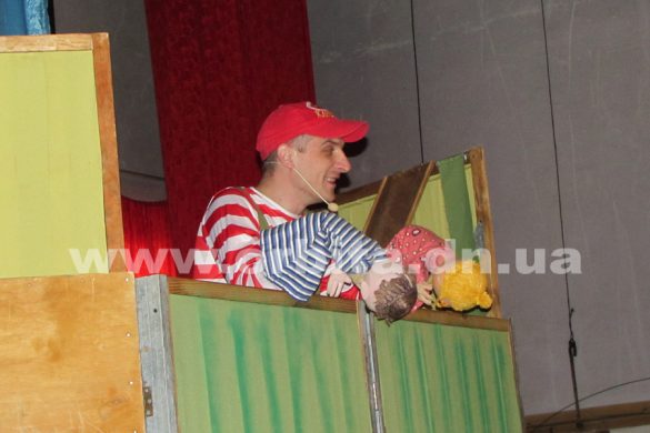 Покровск посетили артисты театра кукол из Житомира
