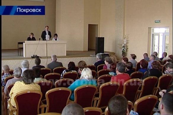 Мэр Покровска встретился с жителями 17, 18 и 19 избирательных округов