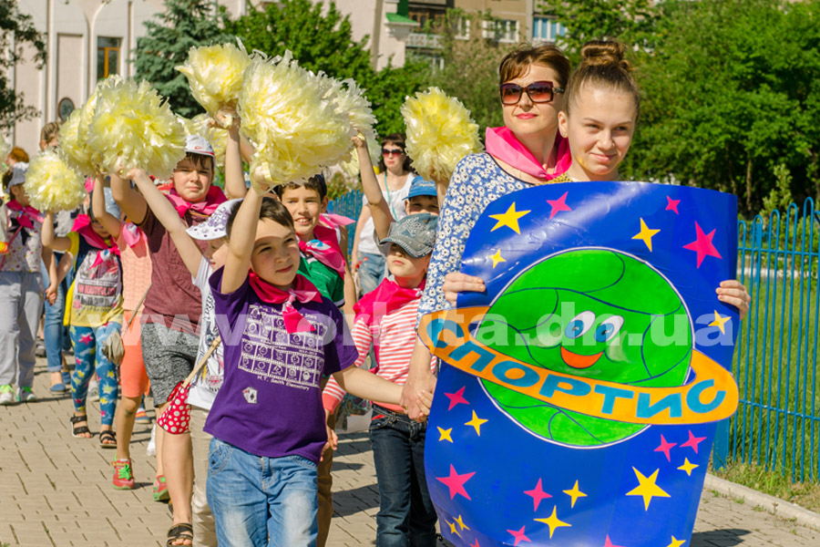 den_detey_lazurniy_11