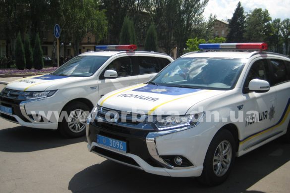 В Покровске презентовали новые автомобили полицейских