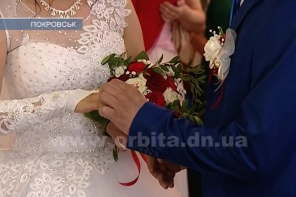 Три семерки в дате привлекли молодоженов