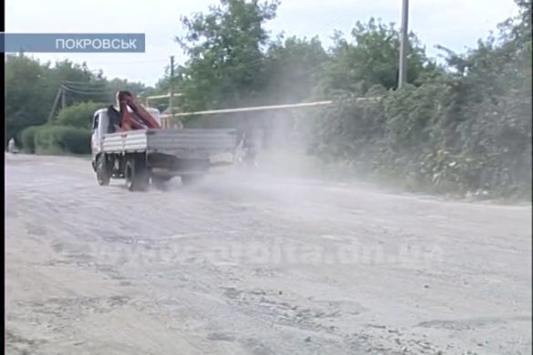 Пылевые бури: жители улицы Шмидта грозятся перекрыть дорогу