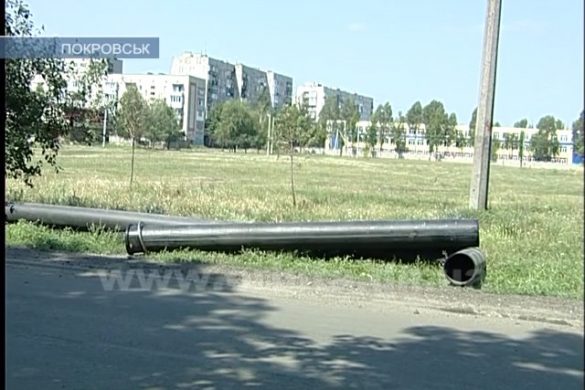 В микрорайоне «Солнечный» проводят замену водовода