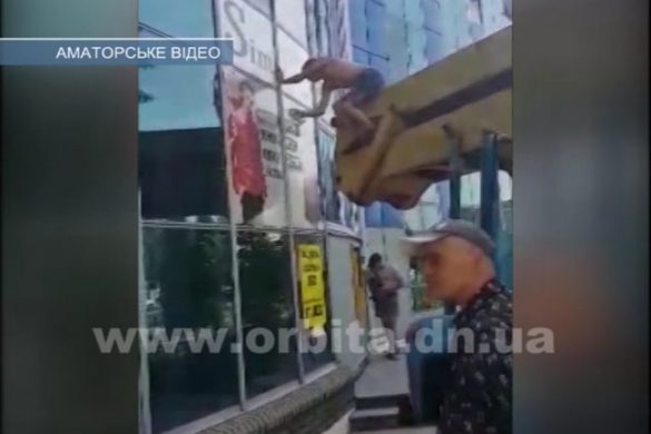 Украинизация по-покровски, или За 30 миллионов все средства хороши?