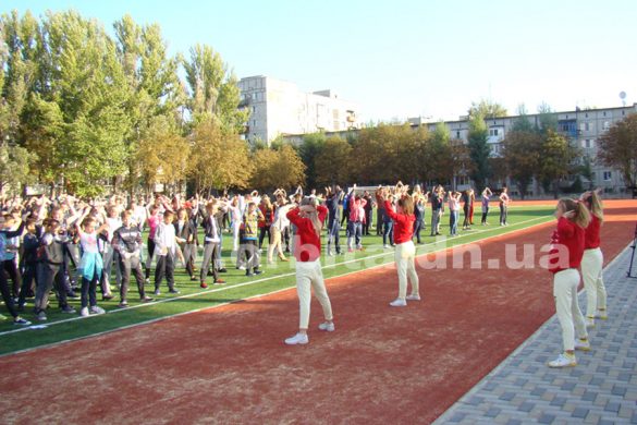 В опорной школе Покровска открыли олимпийскую неделю