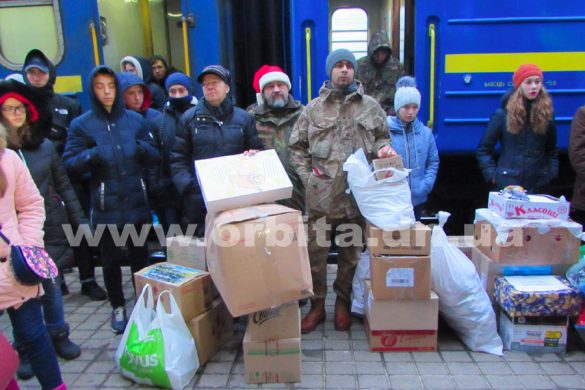 В Покровск прибыл Рождественский поезд Святого Николая