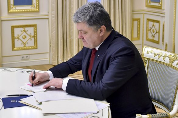 poroshenko_podpis