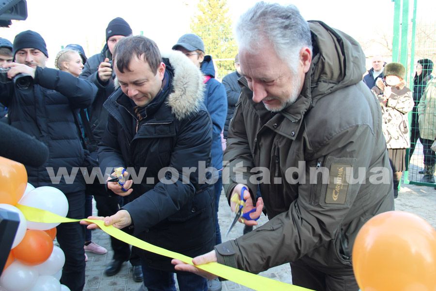 jebrivskiy_molod_centr_10