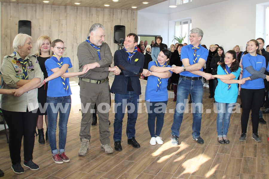 jebrivskiy_molod_centr_21