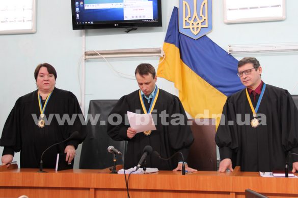 Два – в одно: в суде Покровска объединяют дела о разбойных нападениях на предпринимателей