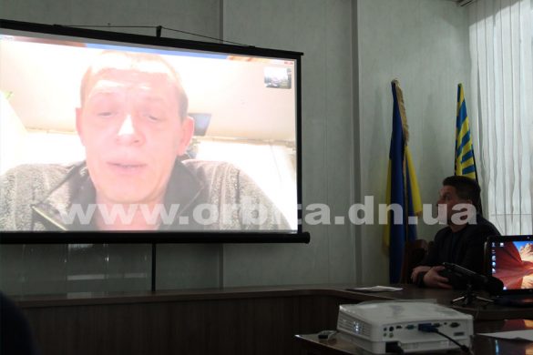 Покровские общественники пообщались по скайпу с автором будущего памятника Шевченко