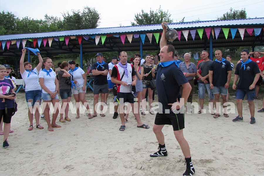 plotina_den_molod_100