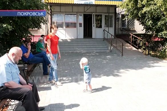 У будівлі районного УСЗН зробили сучасний ремонт