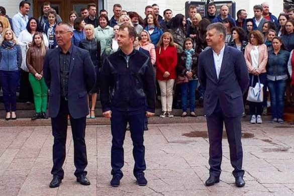 Мэр Покровска Руслан Требушкин принял участие в открытии фотовыставки в Киеве, посвященной «Щедрику» Леонтовича