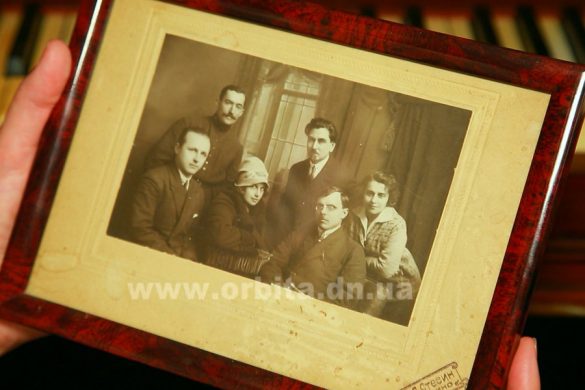 Джерела 2 (м. Покровськ. Історія однієї фотографії: гришинський період життя інженера-винахідника О.П Сергєєва) 28.08.2018 HD