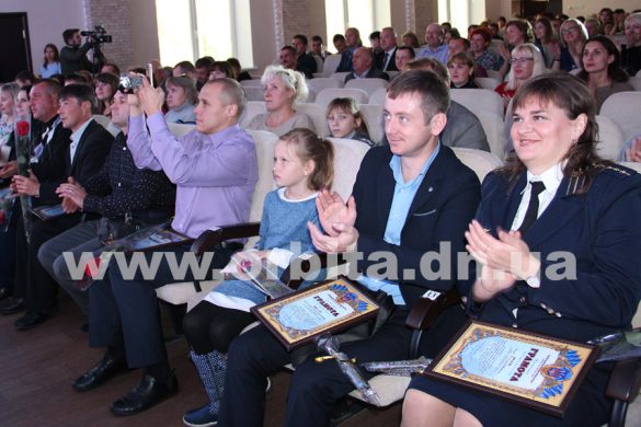 В Покровске состоялся общегородской праздник ко Дню железнодорожника