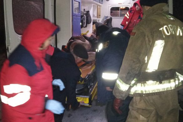 Під час пожежі у Мирнограді вогнеборці врятували чоловіка