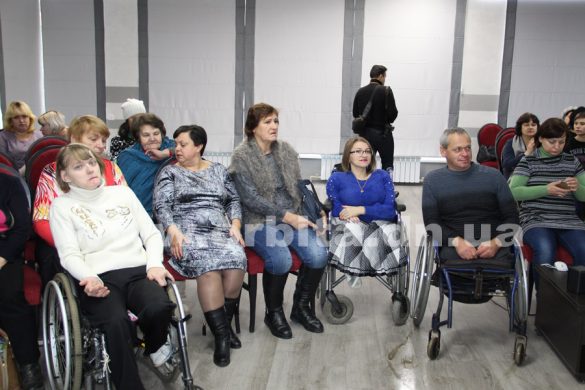 У бібліотеці ім. Шевченка пройшов захід для людей з інвалідністю