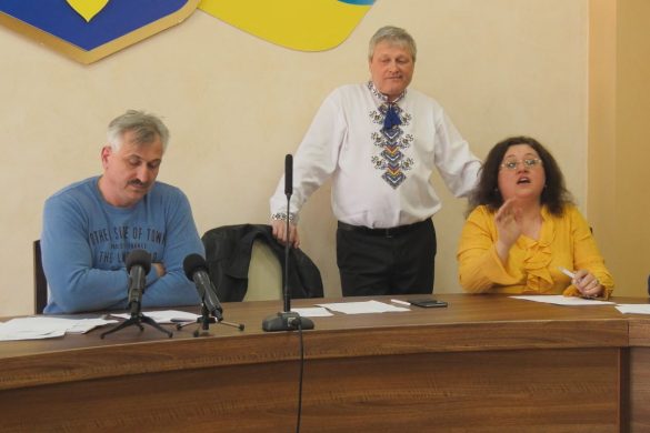 Засідання громадської ради: дві години взаємних образ і ніякого результату