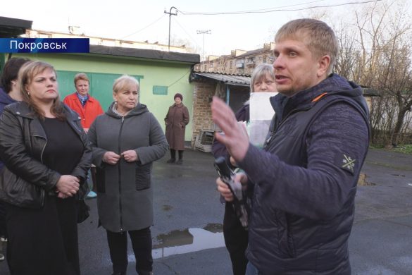 Жителі Таманова, 6: питання озвучили на прийомі у мера – відповіді отримали з виїздом додому