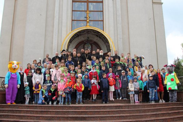 Благодійний фонд «Надія» організував святкову концертну програму з нагоди Воскресіння Христового