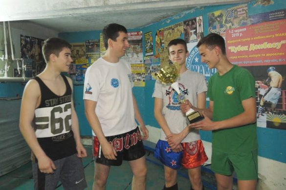 Нагороди з Чемпіонату України WAKO привезли покровські кікбоксери