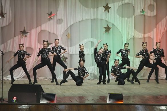 Феєрично та неповторно - звітний концерт вихованців ПК «Україна» пройшов у Мирнограді