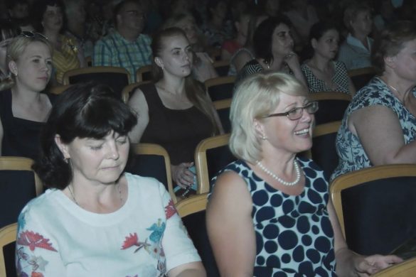 Медичних працівників Покровська урочисто привітали напередодні професійного свята