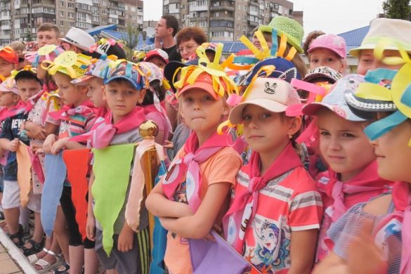 Концертно-розважальна програма до Дня захисту дітей відбулась за підтримки ПРАТ «Донецьксталь»