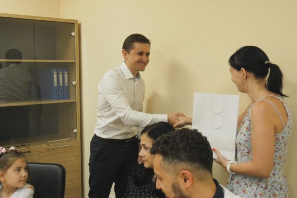 Переможці творчого конкурсу «Пасхальне диво» отримали подарунки від ПРАТ «Донецьксталь»