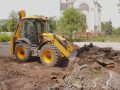 Комунальники упорядковують сквер «Соборний» в рамках програми з благоустрою міста
