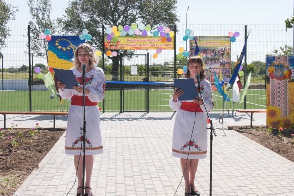 Сучасне футбольне поле зі штучним покриттям з’явилось у Сергіївці